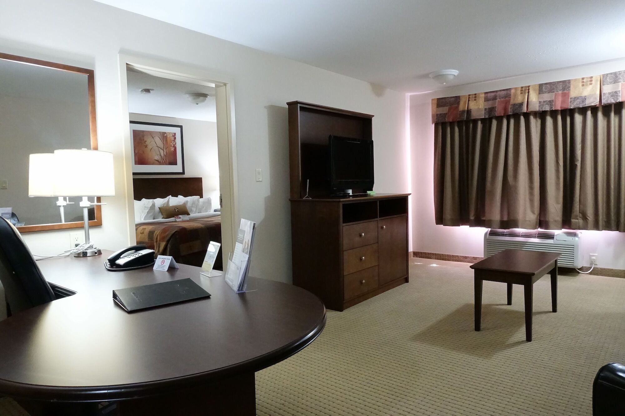 Ramada By Wyndham Weyburn Hotel Exterior photo